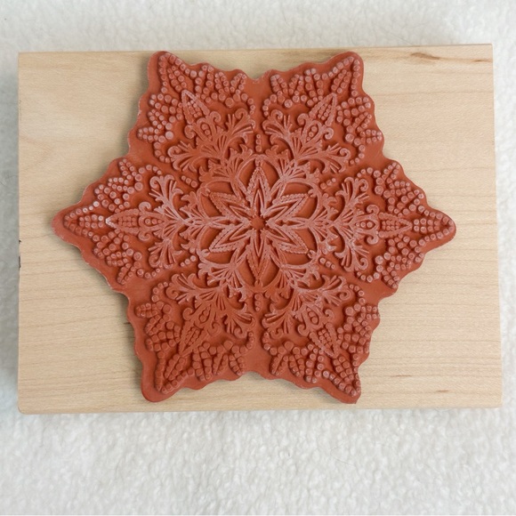 Hero Arts Crafts NWT Snowflake Wood Mounted Rubber Stamp - Picture 5 of 13